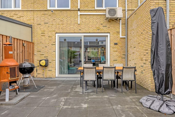 Foto 27 van Baron van Hallstraat 20