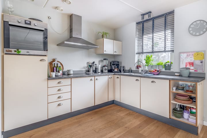 Foto 9 van Linnaeusweg 96