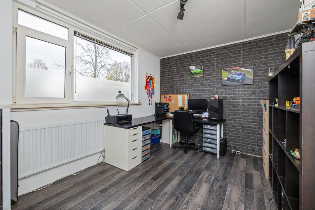 Photo 16 of Van Oldenbarneveltstraat 52