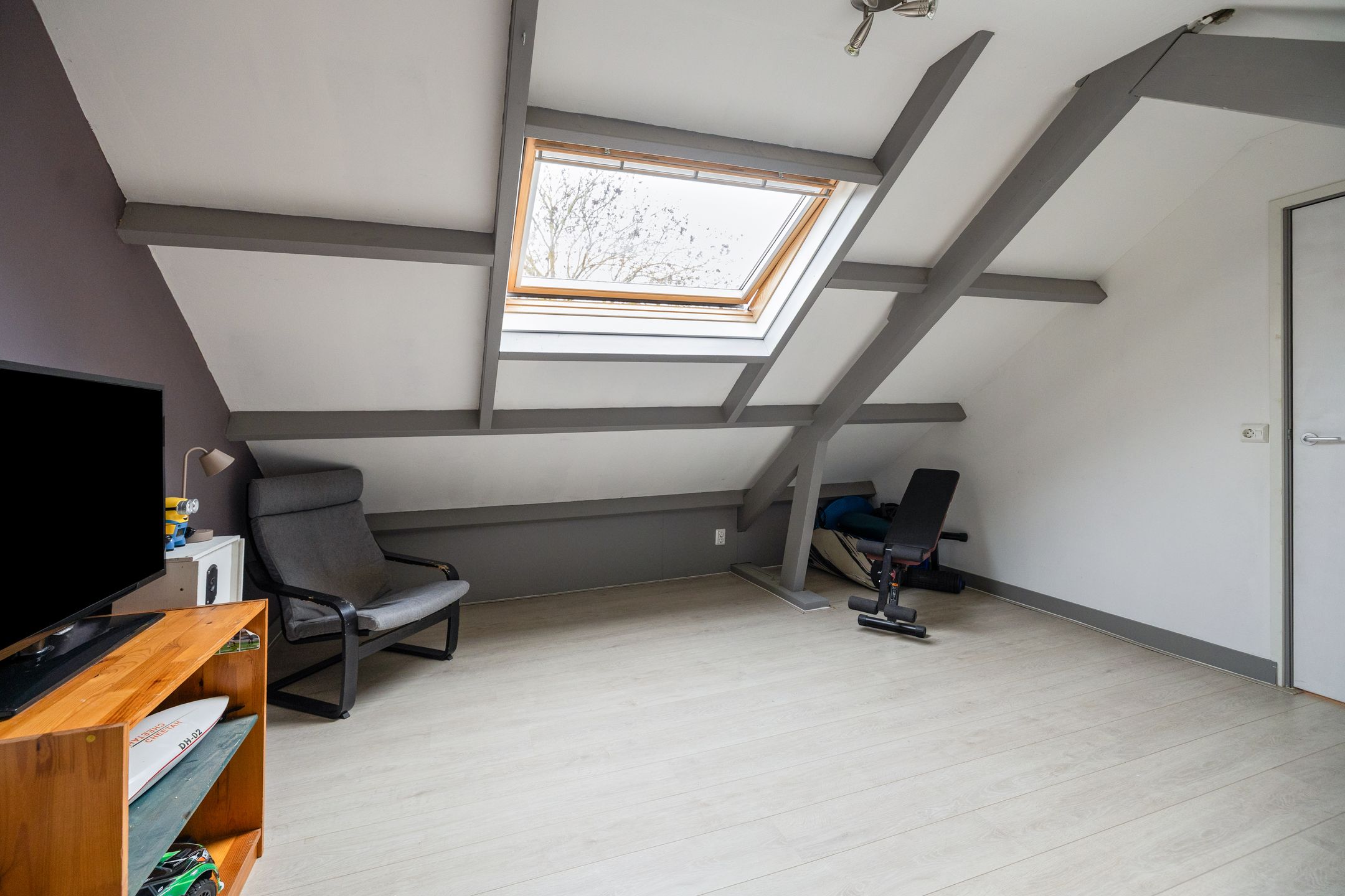 Photo 21 of Van Oldenbarneveltstraat 52