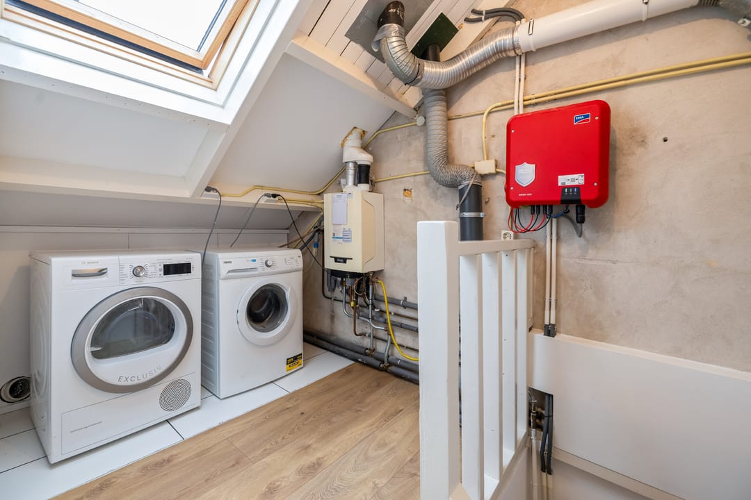 Photo 22 of Van Oldenbarneveltstraat 52