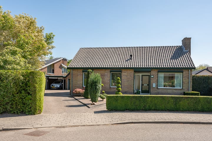 Foto 2 van Vincent van Goghstraat 62