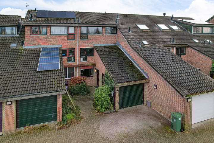 Foto 4 van Staringhove 12