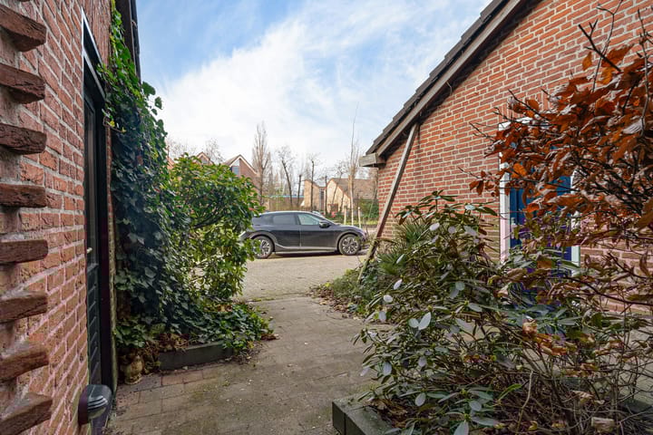 Foto 8 van Staringhove 12