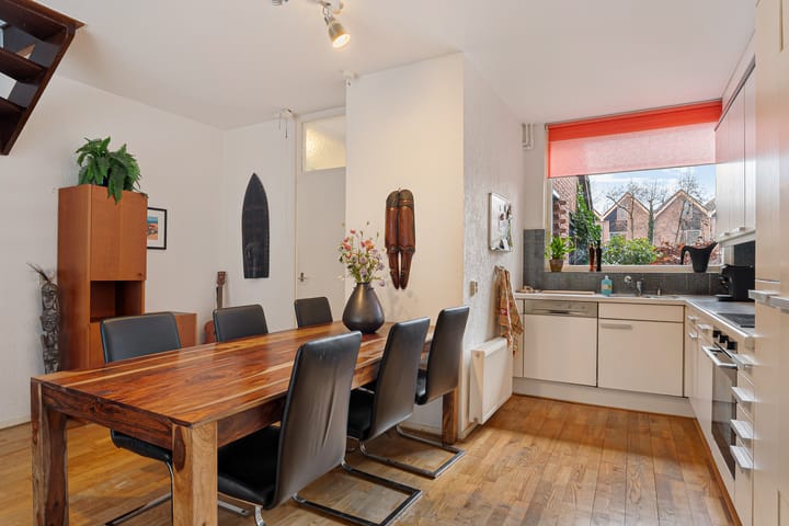 Foto 16 van Staringhove 12