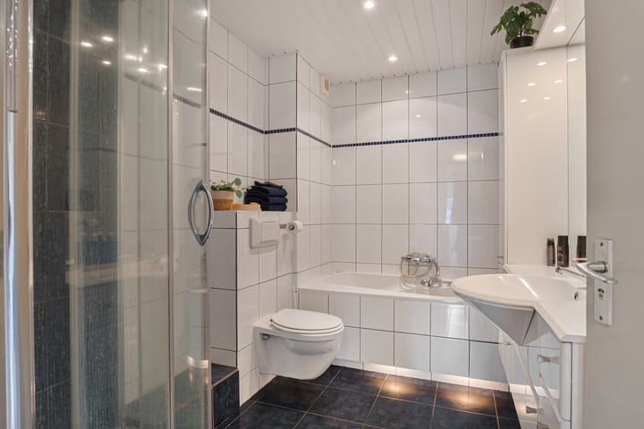 Foto 31 van Staringhove 12