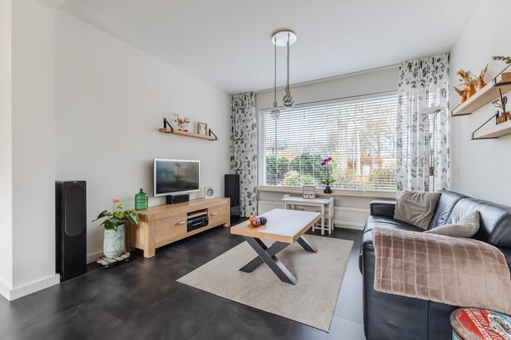 Photo 2 of Geenhovensedreef 31