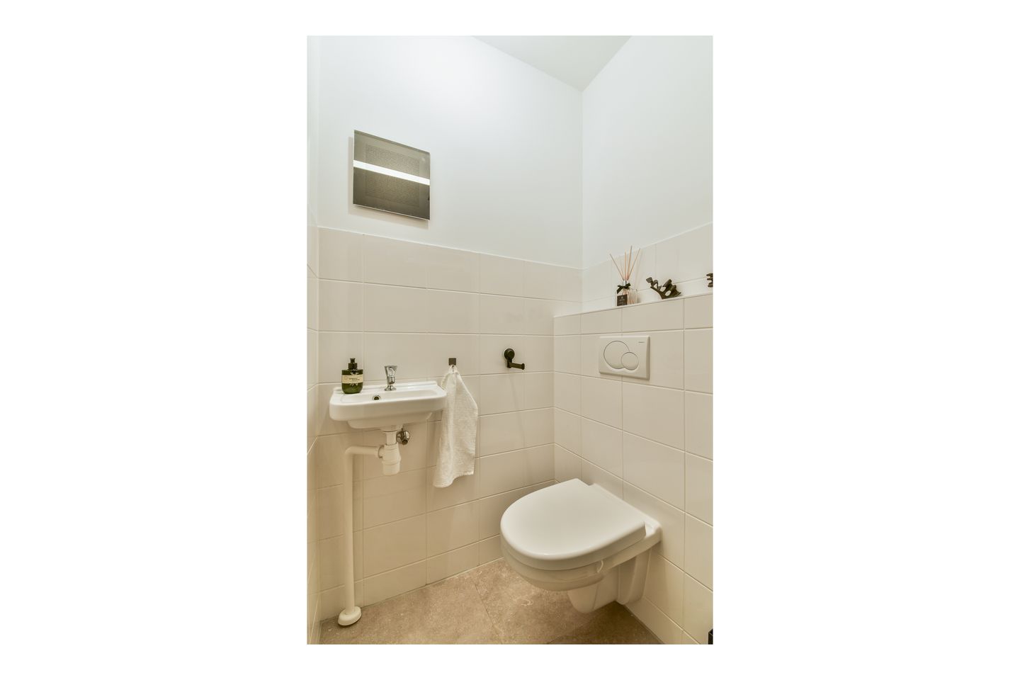 Photo 20 of IJdoornlaan 831