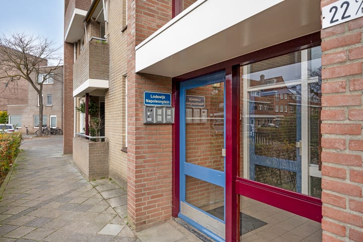 Photo 20 of Lodewijk Napoleonplein 30