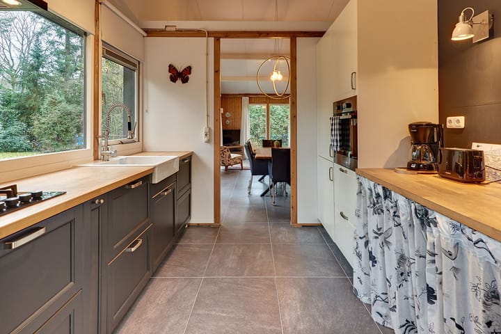 Foto 8 van Parallelweg 26-145