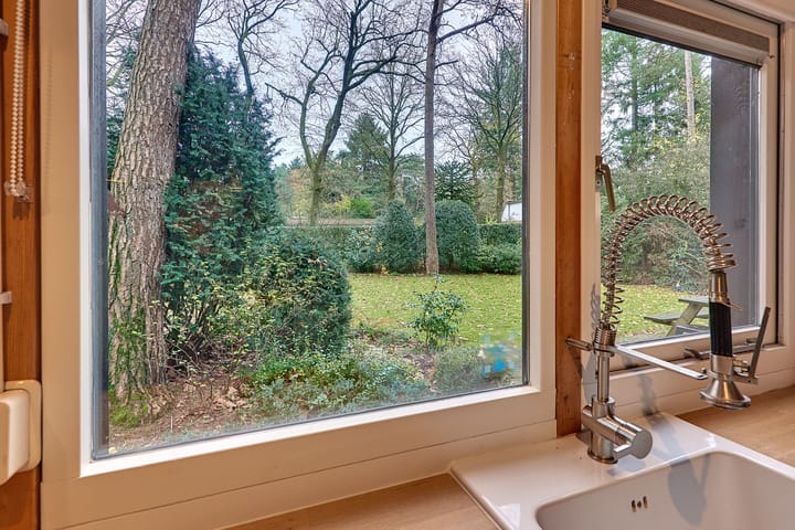 Foto 9 van Parallelweg 26-145