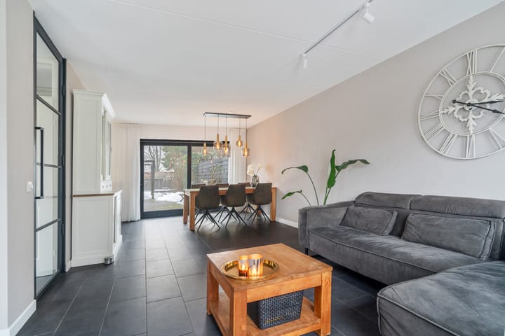 Foto 11 van Tjariet 44