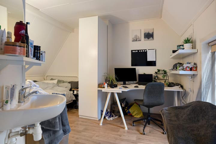 Foto 23 van Molukkenstraat 90