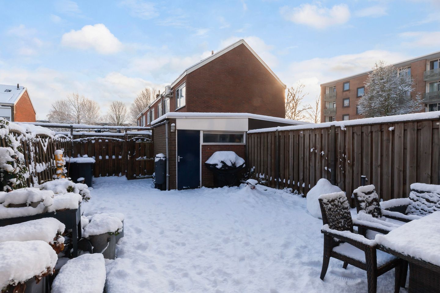 Photo 35 of Treubstraat 3