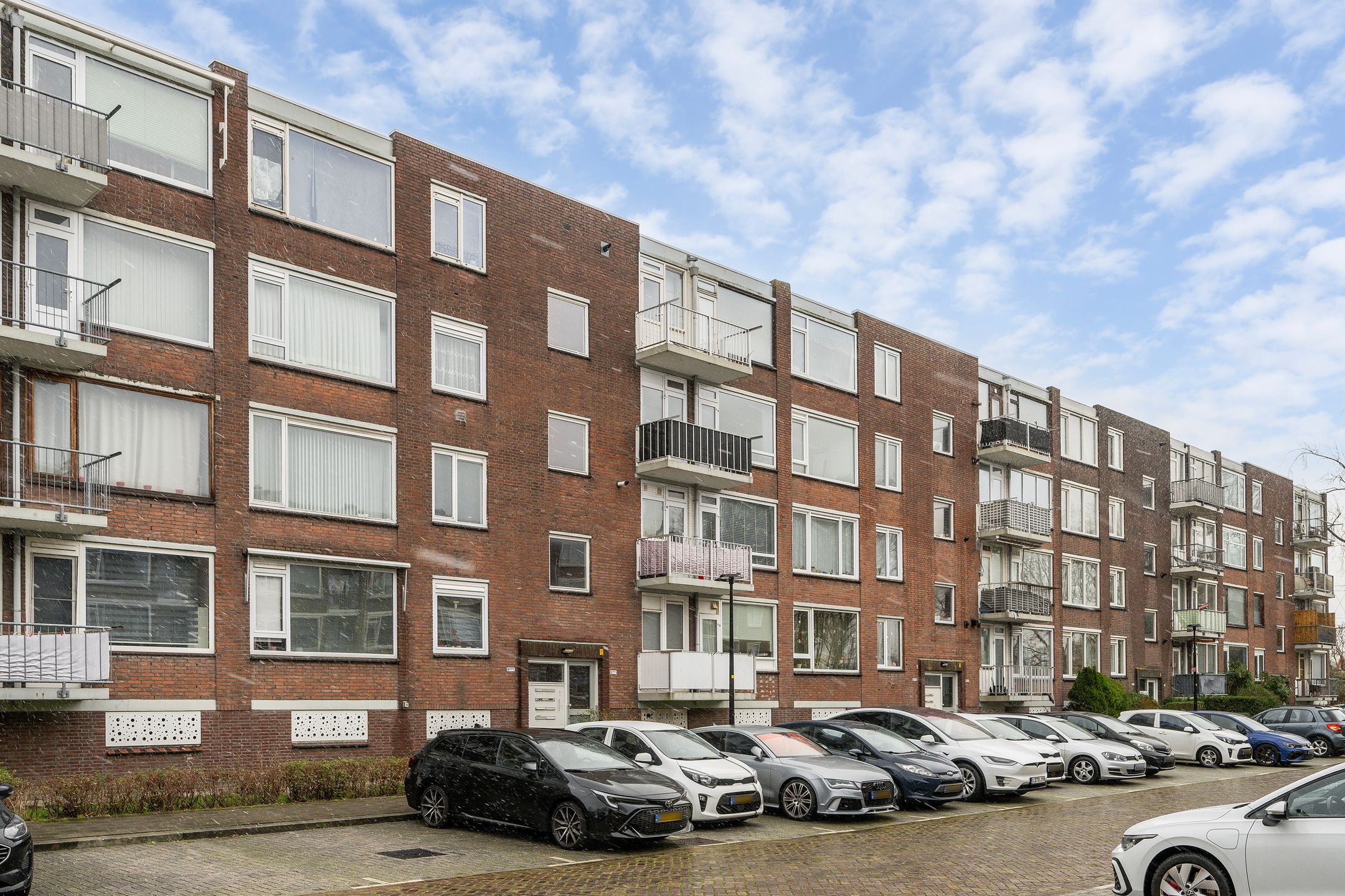 Buying a house in The Netherlands., van Slingelandtstraat 11-C