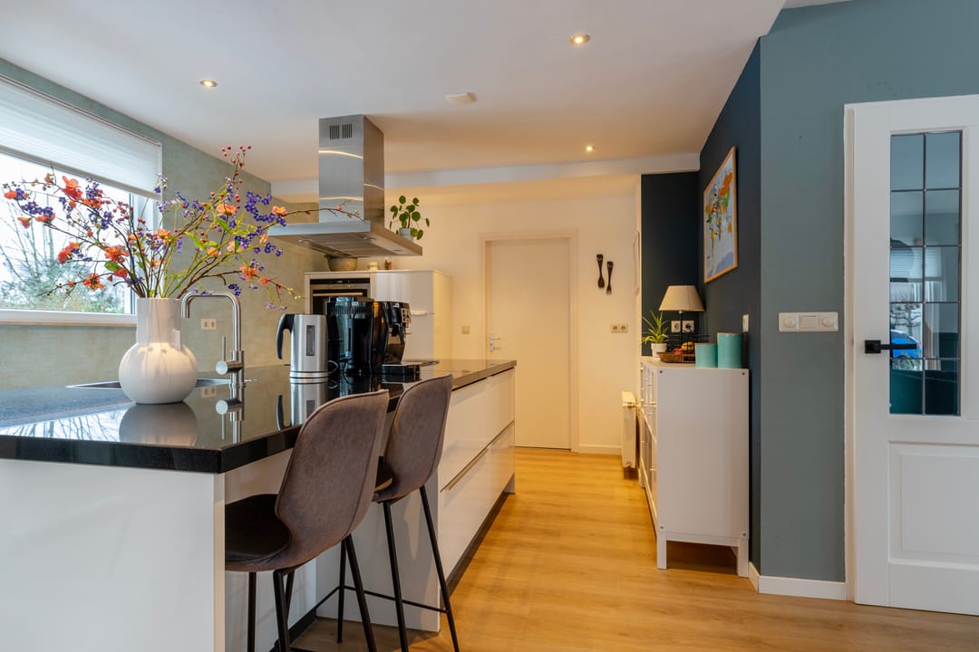 Photo 13 of De beugel 53