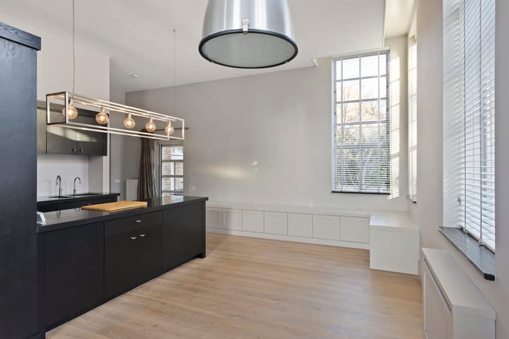 Foto 16 van Jan Smitzlaan 9-03