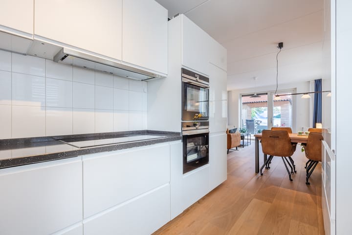 Photo 11 of Parallelweg 332