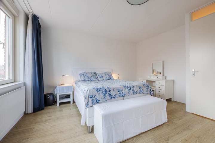 Photo 17 of Parallelweg 332