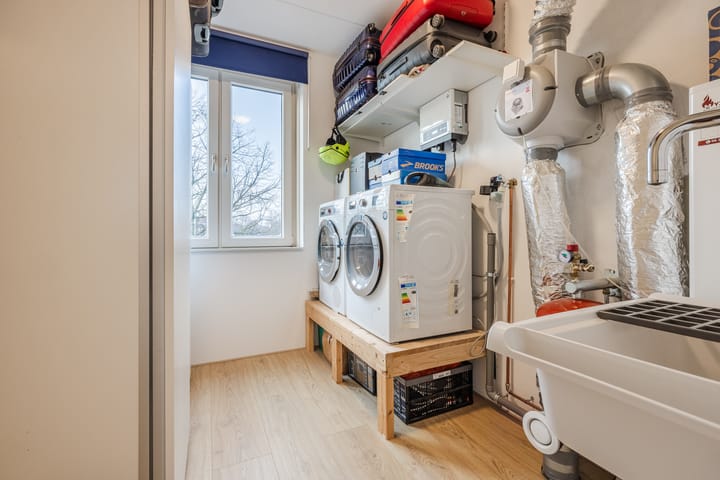 Photo 34 of Parallelweg 332