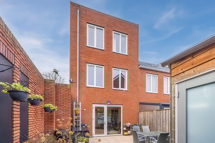 Photo 42 of Parallelweg 332