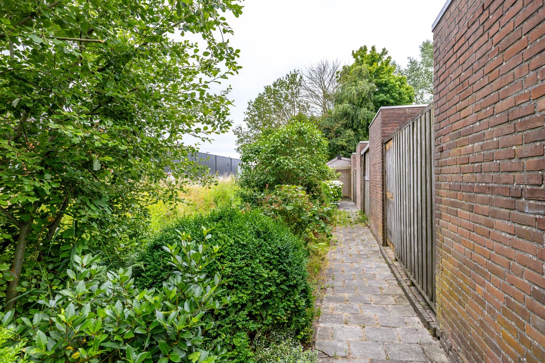 Photo 28 of Golfslag 83