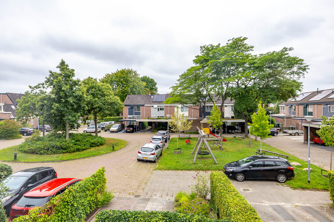 Photo 38 of Golfslag 83