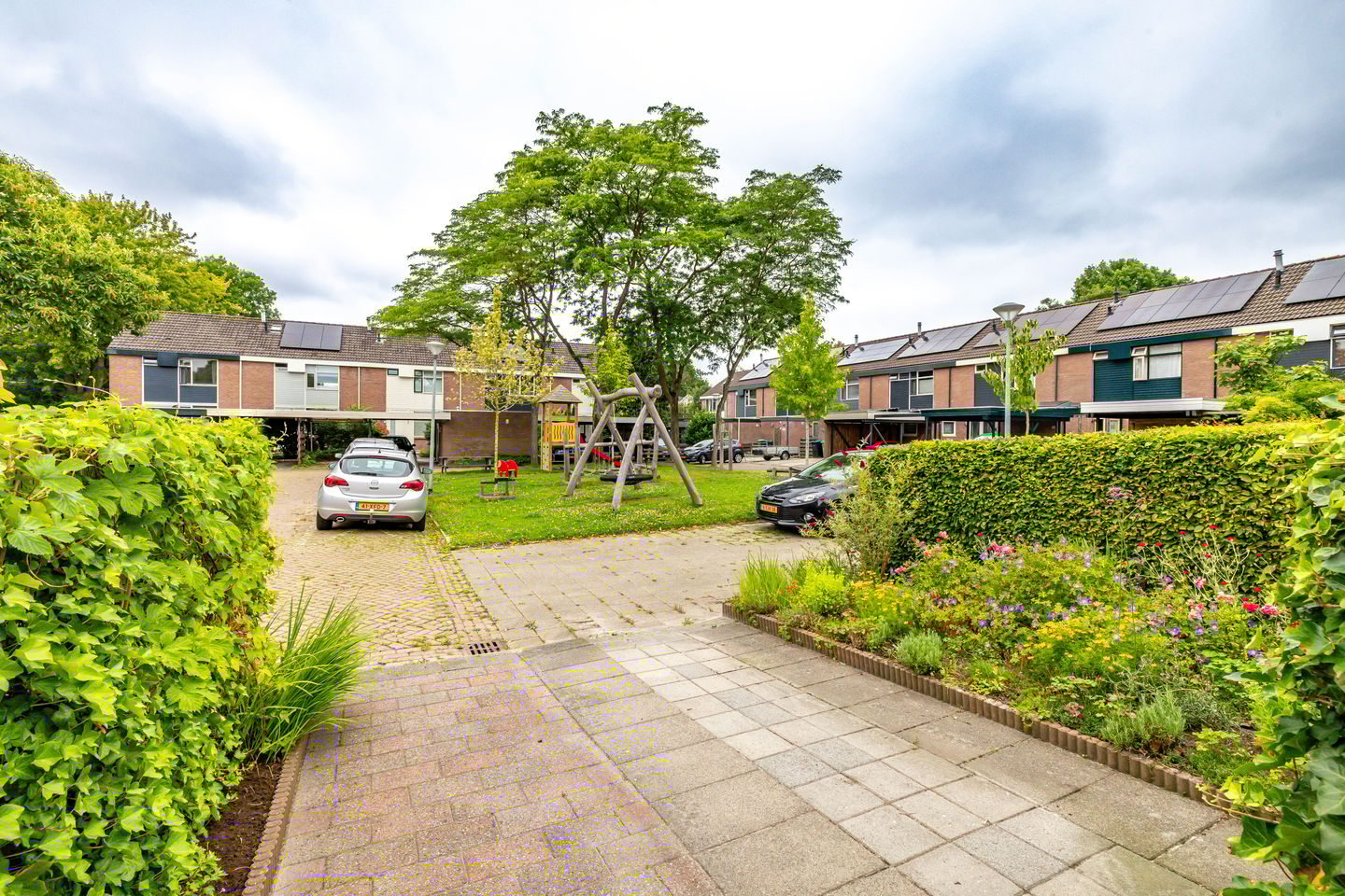 Photo 40 of Golfslag 83