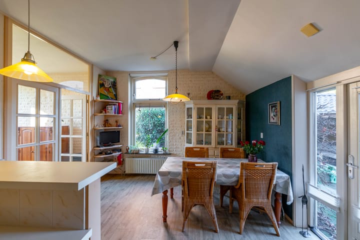 Foto 15 van Hoofdweg 8