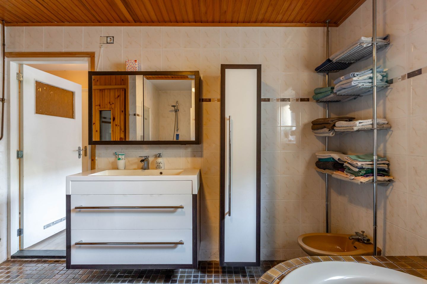 Foto 20 van Hoofdweg 8