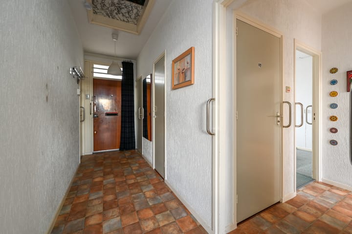 Photo 9 of Louis Bouwmeesterstraat 143