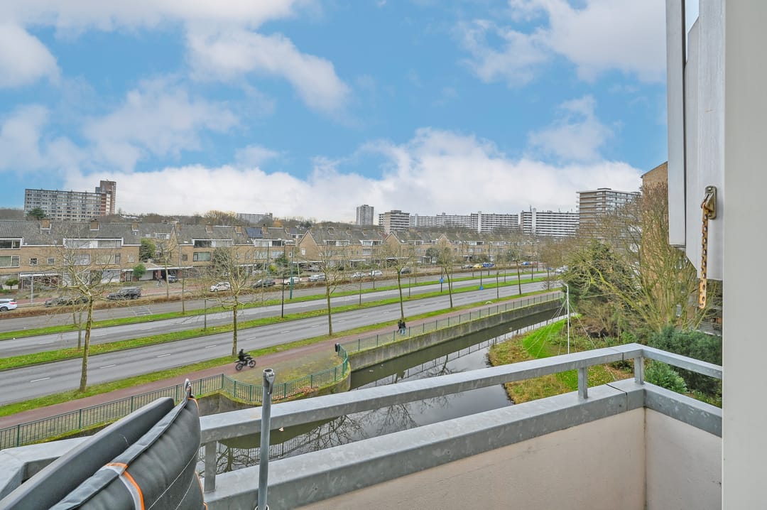 Photo 13 of Louis Bouwmeesterstraat 143