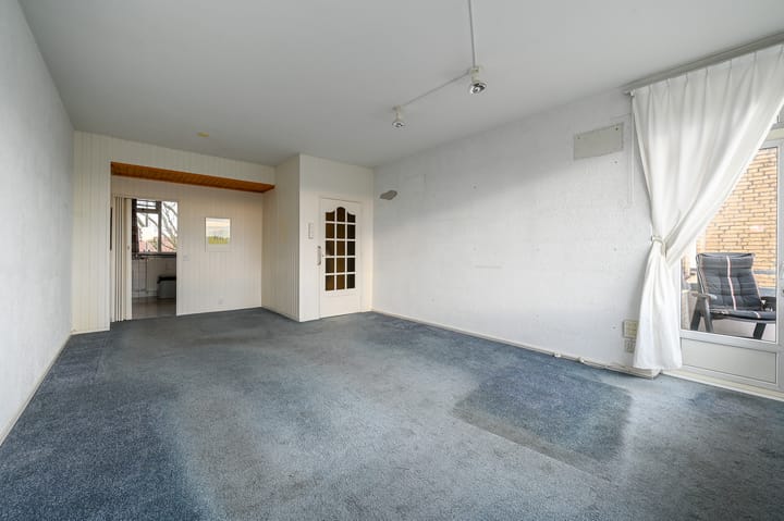 Photo 12 of Louis Bouwmeesterstraat 143