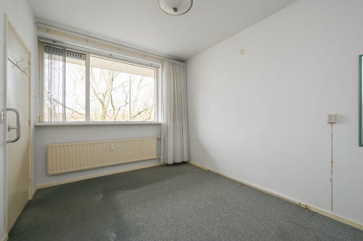 Photo 16 of Louis Bouwmeesterstraat 143