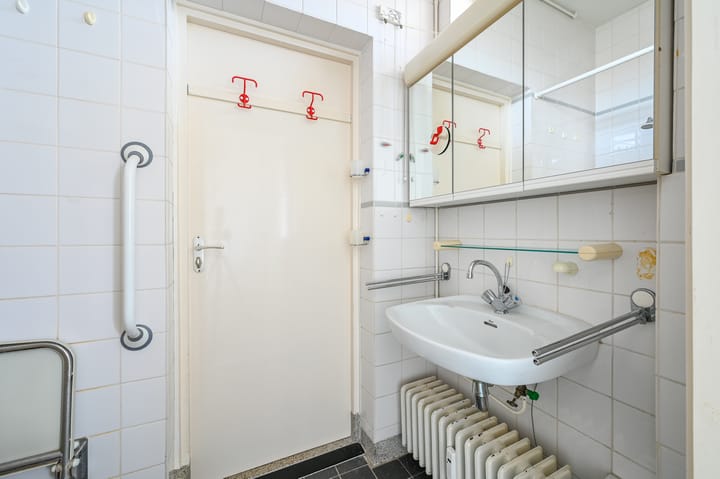 Photo 19 of Louis Bouwmeesterstraat 143