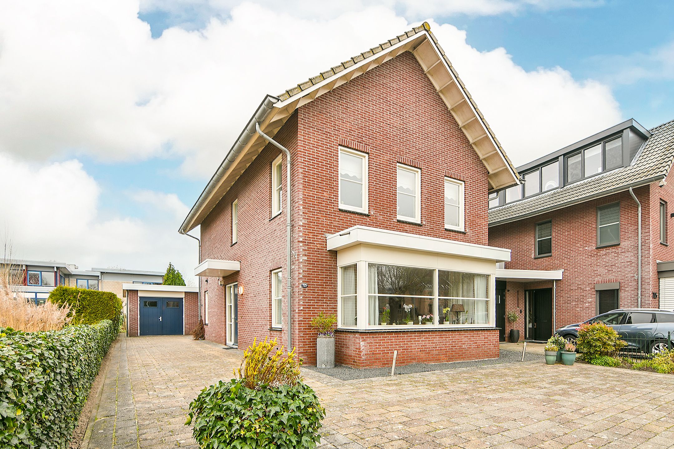 Buying a house in The Netherlands., Hoofdweg 725-A