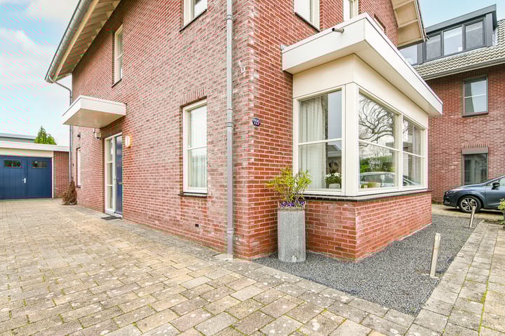 Foto 6 van Hoofdweg 725-A