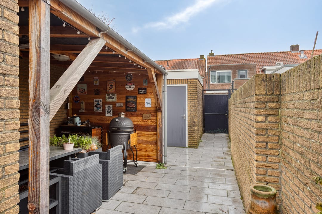 Photo 22 of Blazoenstraat 14