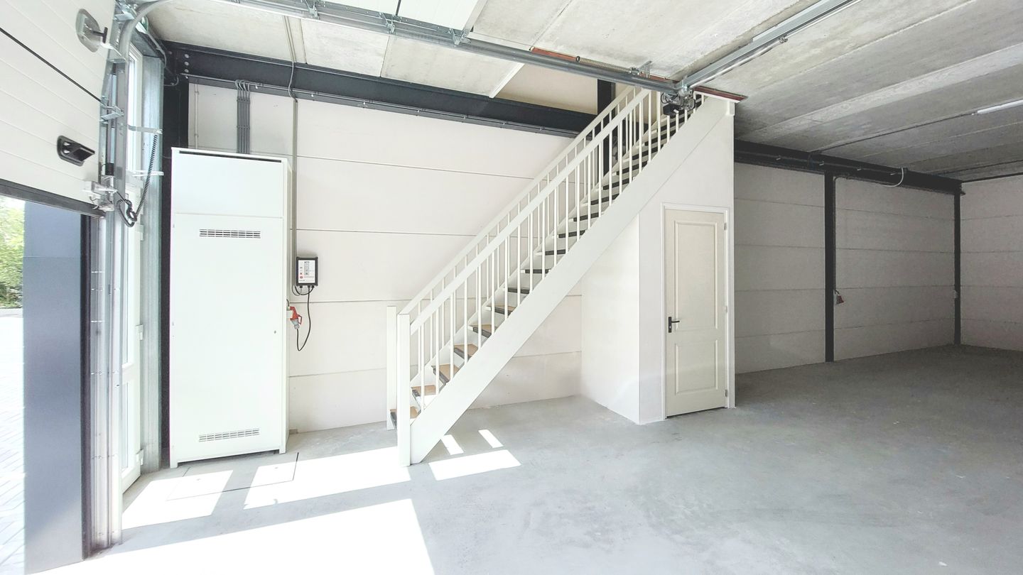 Bekijk foto 4 van Dirk Verheulweg 2-D6