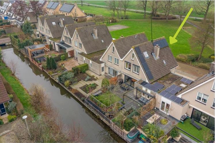 Buying a house in The Netherlands., Koperwiekweg 17