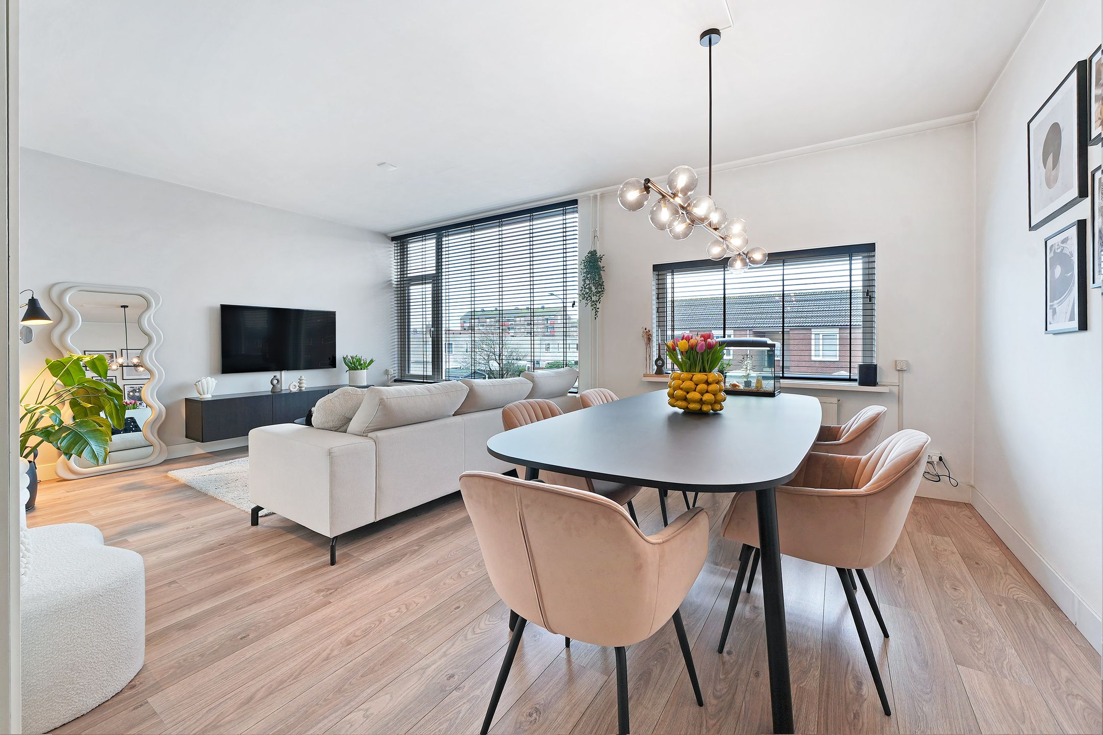 Buying a house in The Netherlands., Falckstraat 15