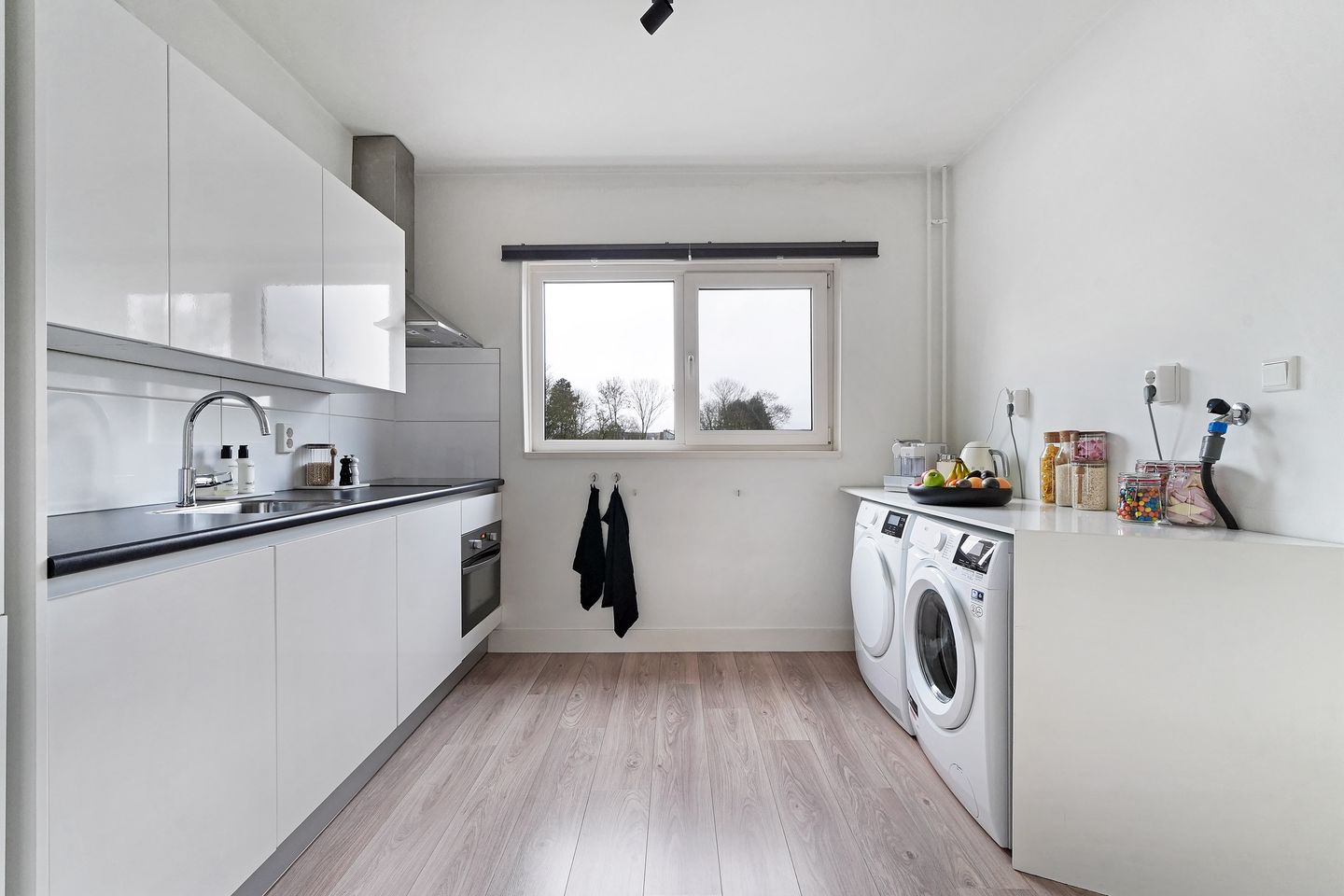 Foto 10 van Falckstraat 15