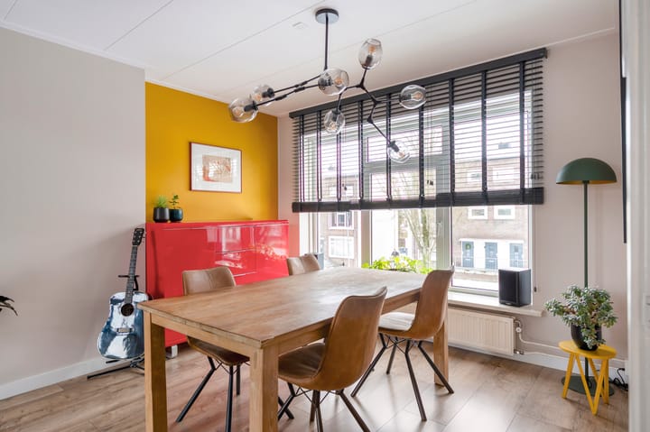 Foto 18 van Charles Vosstraat 18