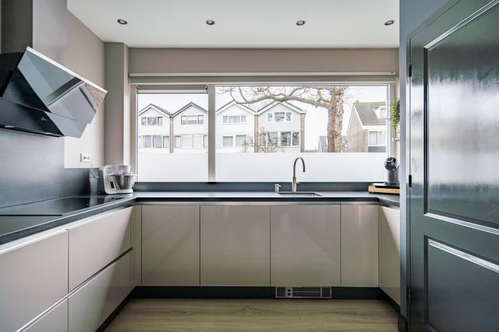 Foto 6 van Van Heuven Goedhartstraat 14