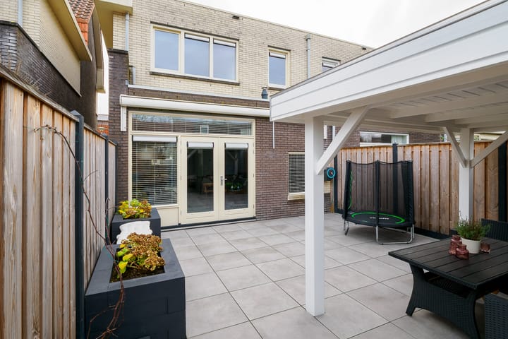 Foto 34 van Draaitor 9