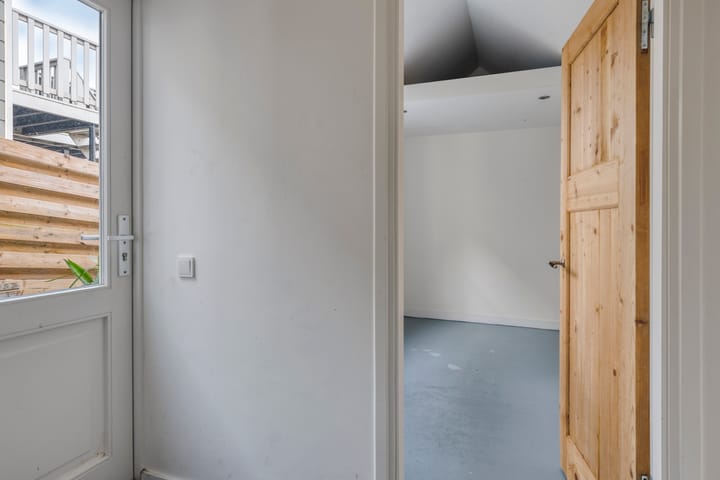 Foto 45 van Durgerdammerdijk 127