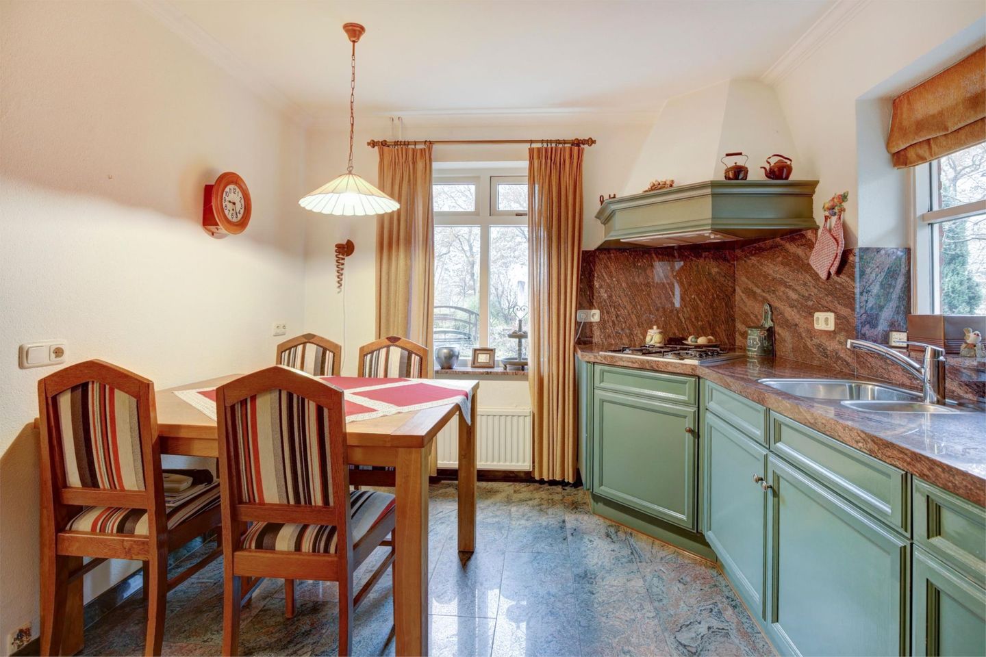 Photo 19 of Grondmanstraat 31-A