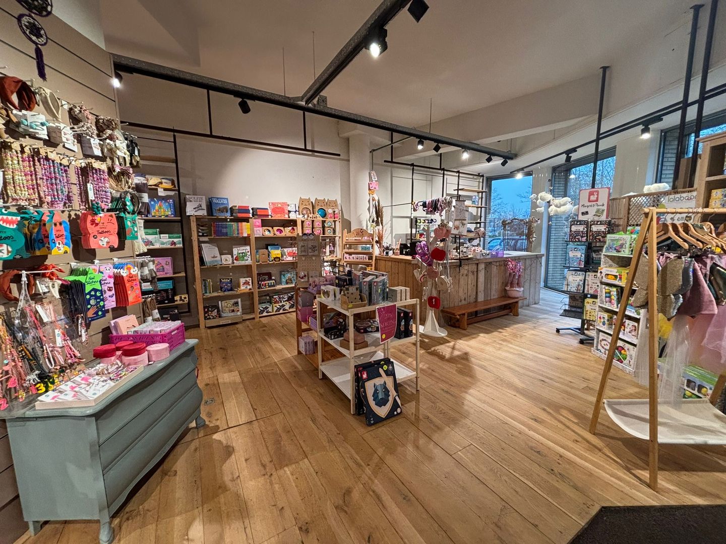 Bekijk foto 4 van Kalter 9