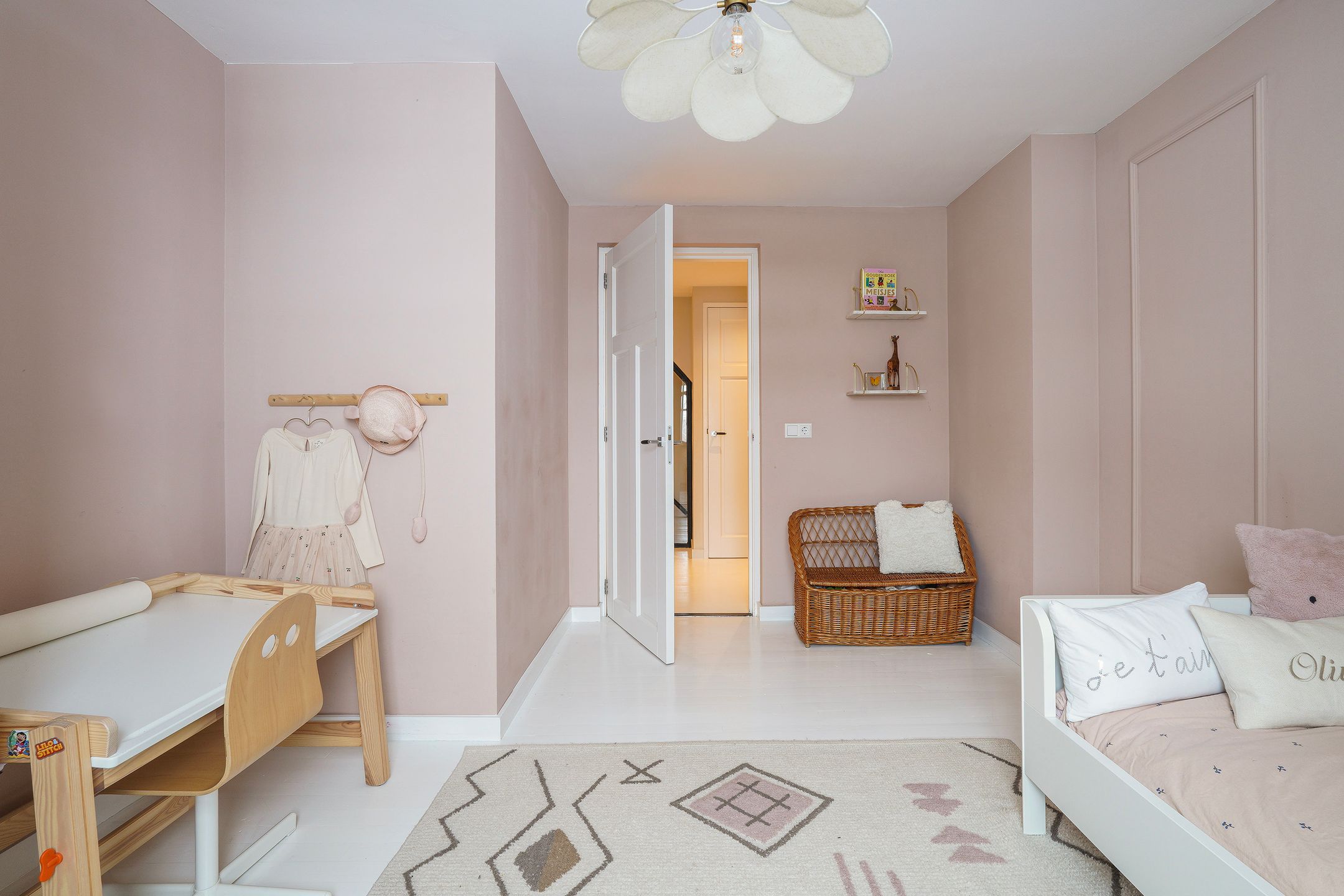 Foto 3 van Burgemeester Verwielstraat 49