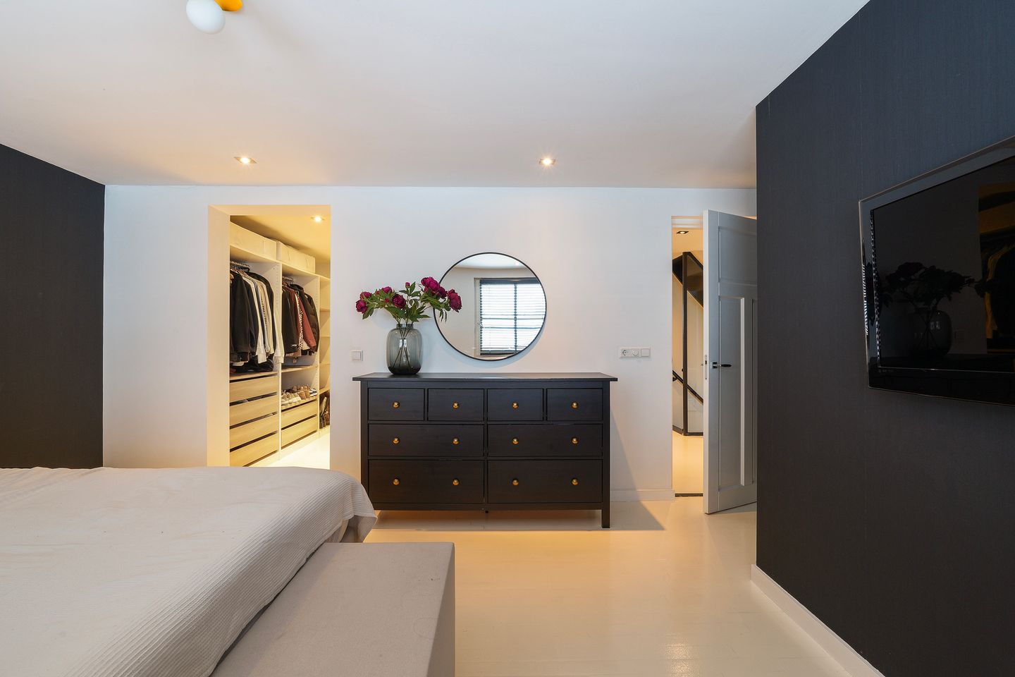 Foto 25 van Burgemeester Verwielstraat 49